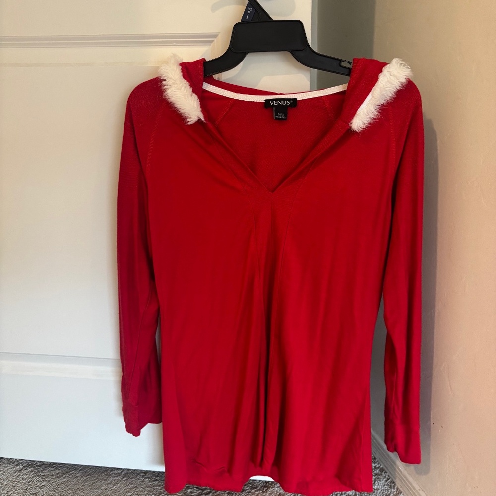 HOHOHO!  GET NOTICED NEXT YEAR IN THIS ADORABLE SANTA BABY HOODED TUNIC (S)